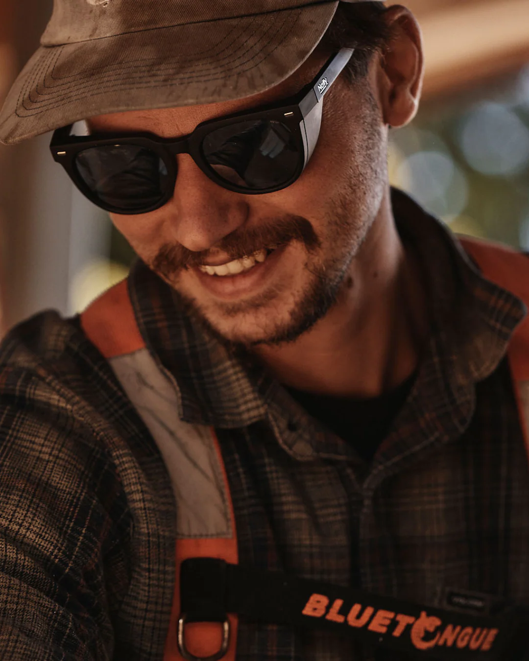 Roys Matte Black Polarised Safety Glasses - Image 6